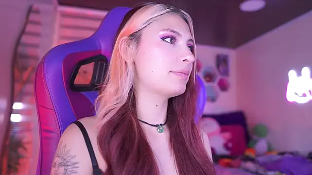 Rebecah_1 — FansOnlyX creator profile