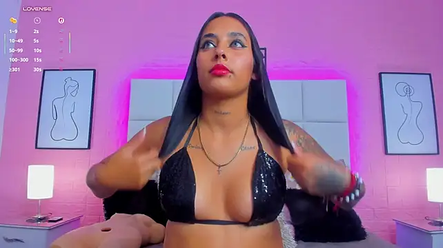 charlotte_kisss