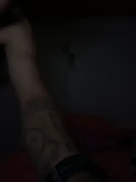 Noir_Desiree live cam on StripChat