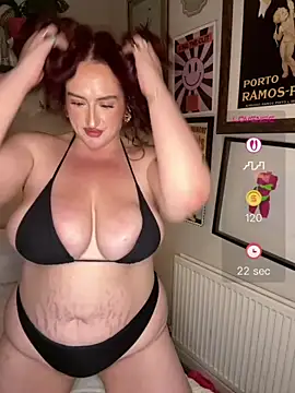 TaliaMommyMelons webcam