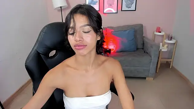Britney_Collins_