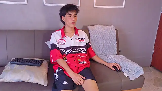 christopher_robin4 live sex cam