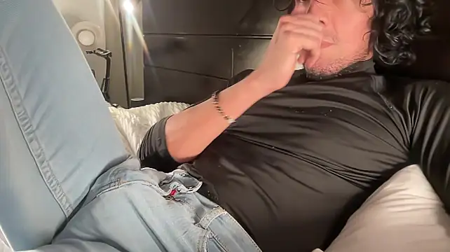 beranco19 live cam on StripChat