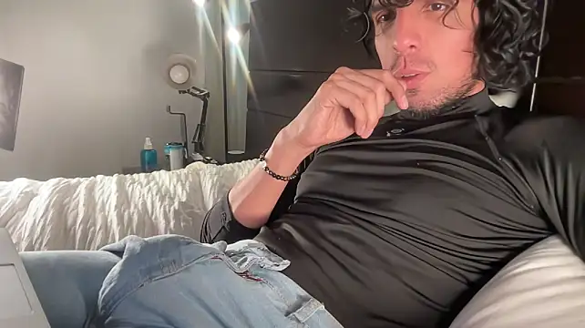 beranco19 live cam on StripChat