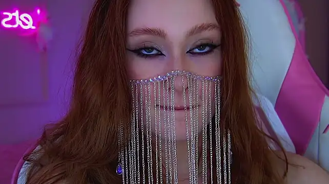 AgataFoxley live cam on StripChat