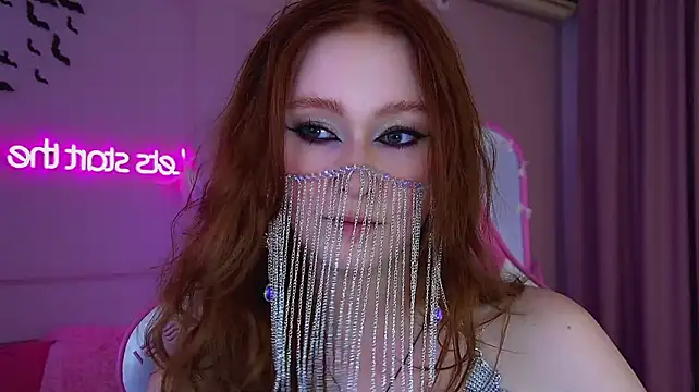 AgataFoxley live cam on StripChat