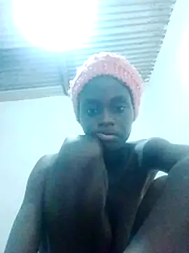 kamam1025 live cam on StripChat