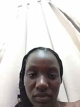 pretty_una live cam on StripChat