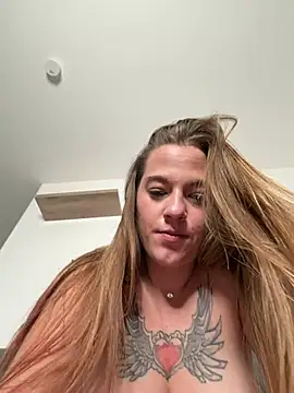Luna_Lynn