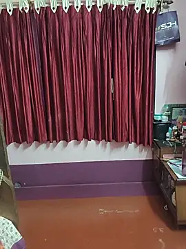 Little-Roshni live sex cam
