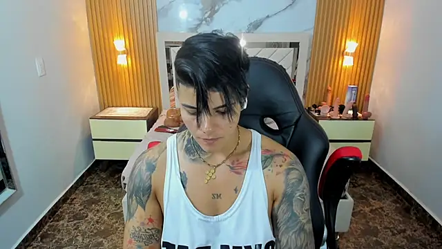 KAROLLJONES1