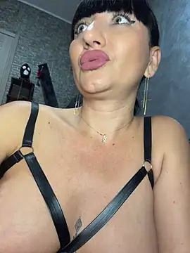 mysticcleo (G milf) - BJ salivoso +5pic hot+3’ctrl Lt🎁