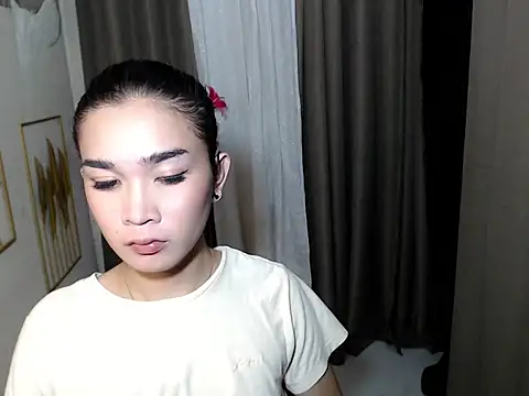 expensive_nadia
