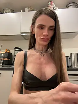 lindabreezeof (T milf) - Cumshow