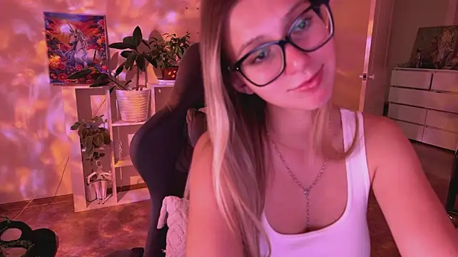 alexa_purr