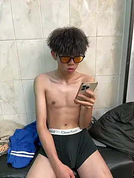 yt_11 (M young) - 产出牛奶🥛