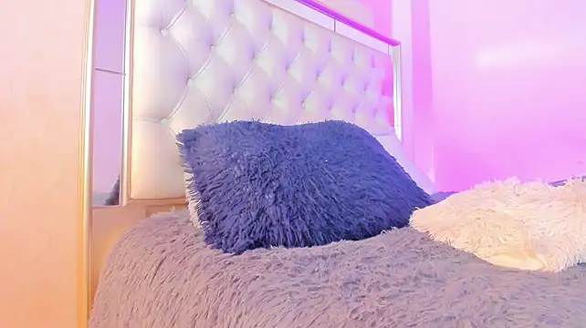teen shemale Miss_isaa_X xxx chat