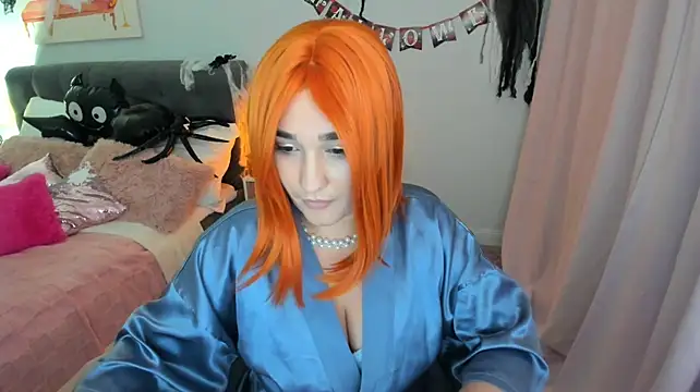 GoldenHeart_1 live cam on StripChat