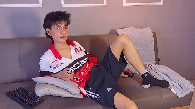 christopher_robin4 live sex cam