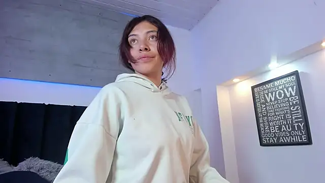 melanie_roux__
