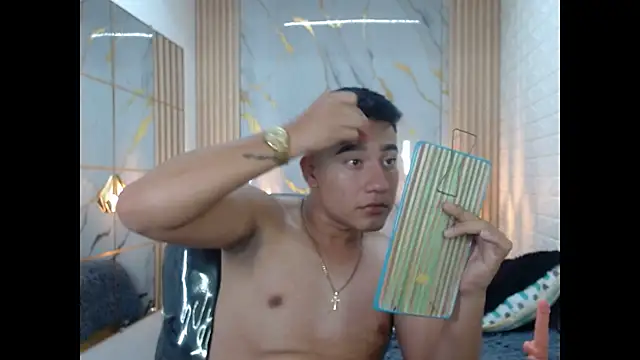 DominantBoy4