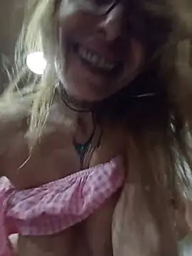 frozenwaffle (F mature) - Squirt 3vidperf
