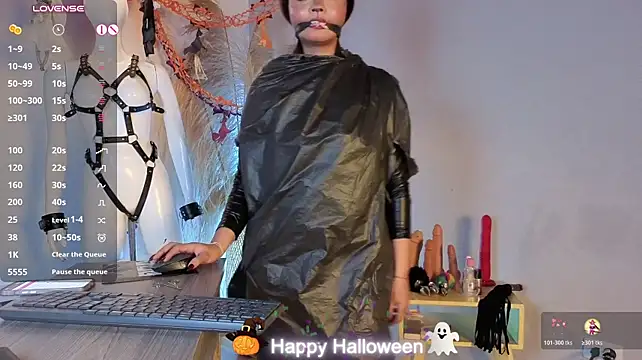 conniecuteE live cam on StripChat