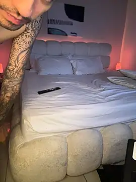 valery_and_Dani_
