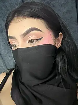 zharaaa18