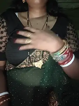 Sexyradha_