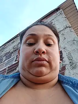 Hot_bella12