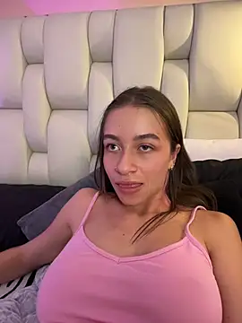 Chloe_Key