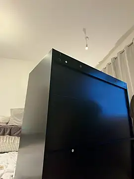 Coleyy_xx live cam on StripChat