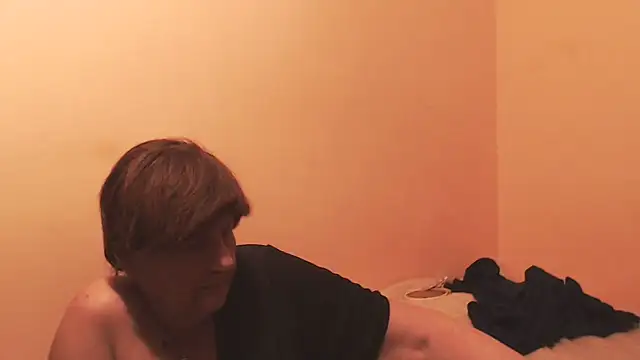 MioritaHard live cam on StripChat