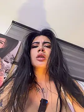 clarachanelricek Live Webcam on Stripchat