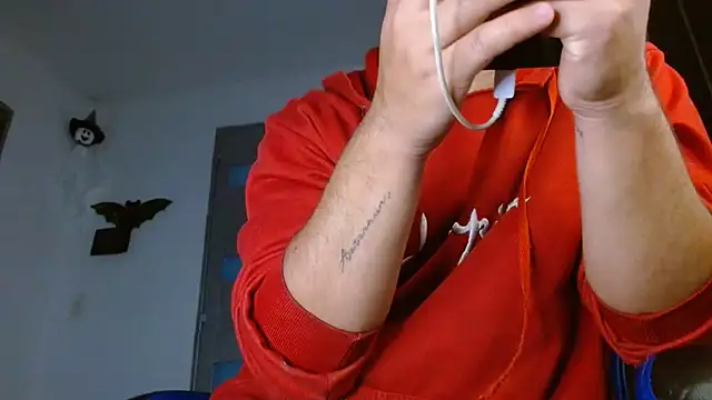 Iker（SexyBoy-Bigclit）