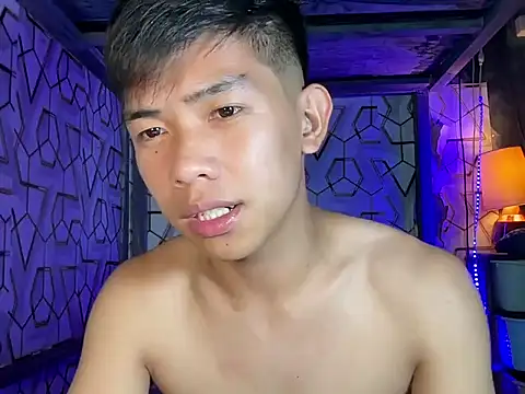 Clyde_hugecock