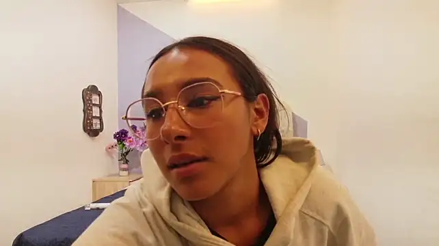 NIKKYTHORNE