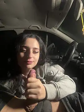 delyramko (Ask my age) - sex in parking lot