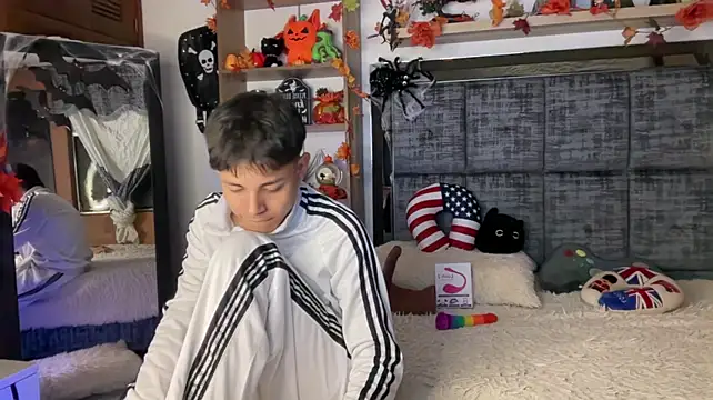 andy_belier23 (M young) - 🎃lovense in my ass🧛🏻
