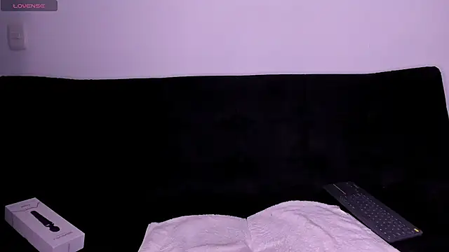 Anniewine_ webcam
