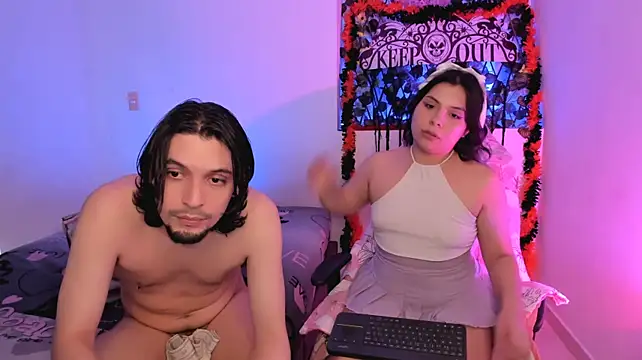 kylietimothee live sex cam