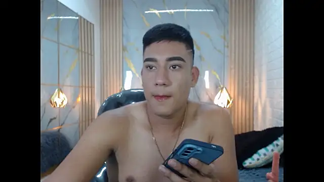 DominantBoy4