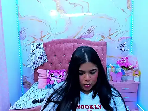 MiaBlakeXXX