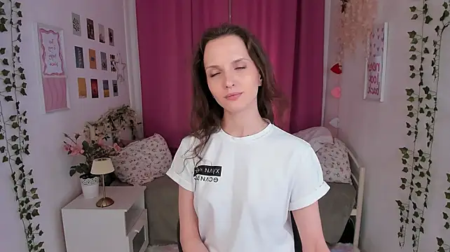 Ariadna_Shy