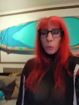 ruby_rebel (F milf) - Riding the gear stick of my car