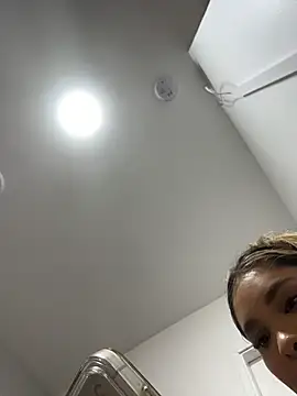 Kendall__evanss live cam on StripChat