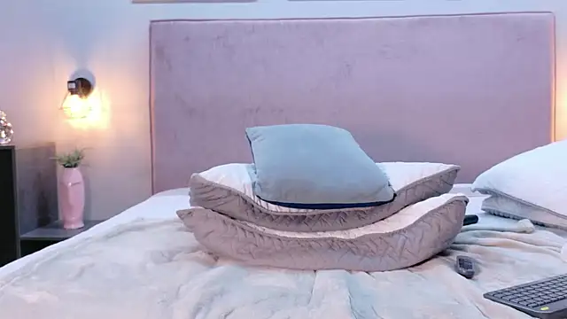 Busty_Zay