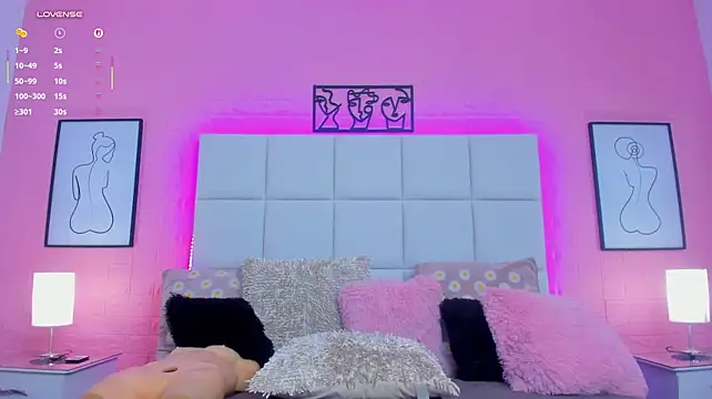 charlotte_kisss