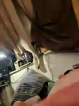 Milhouse26 live sex cam